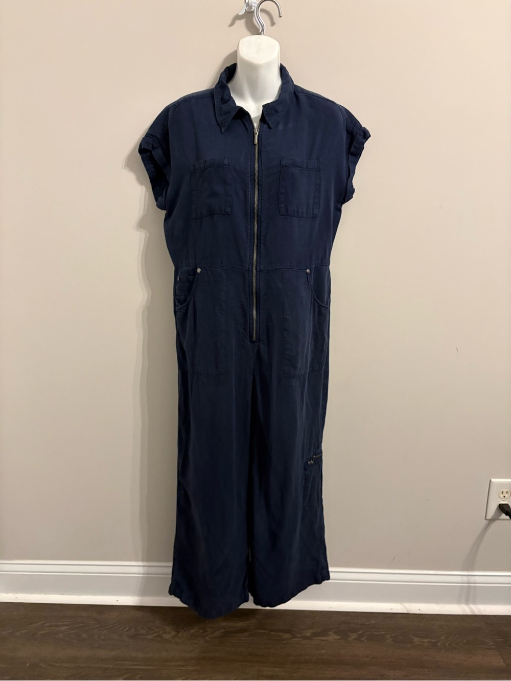 Nicole Miller Navy Short-Sleeve Zip Front Jumpsuit